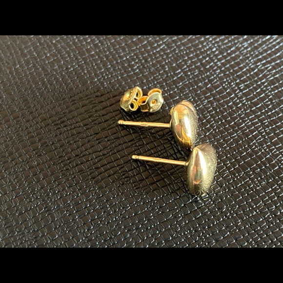 Heart 18k Gold Earrings - Picture 5 of 6